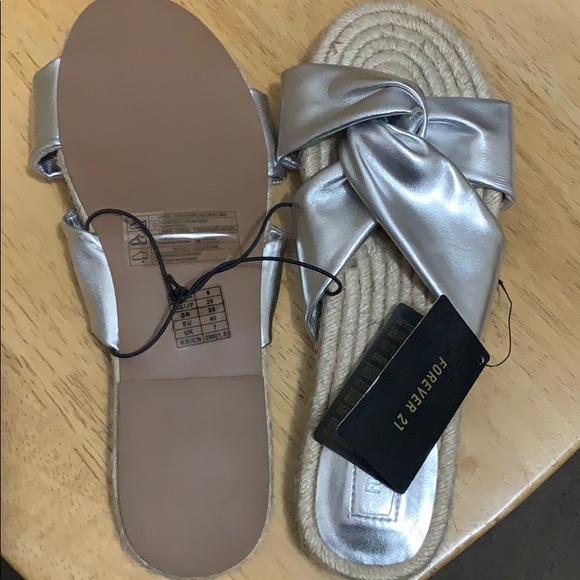 Sandals - Picture 2 of 2